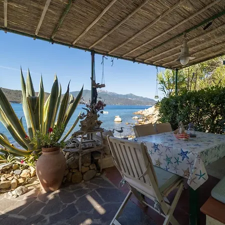 Agave Direclty On The - Goelba Apartment *